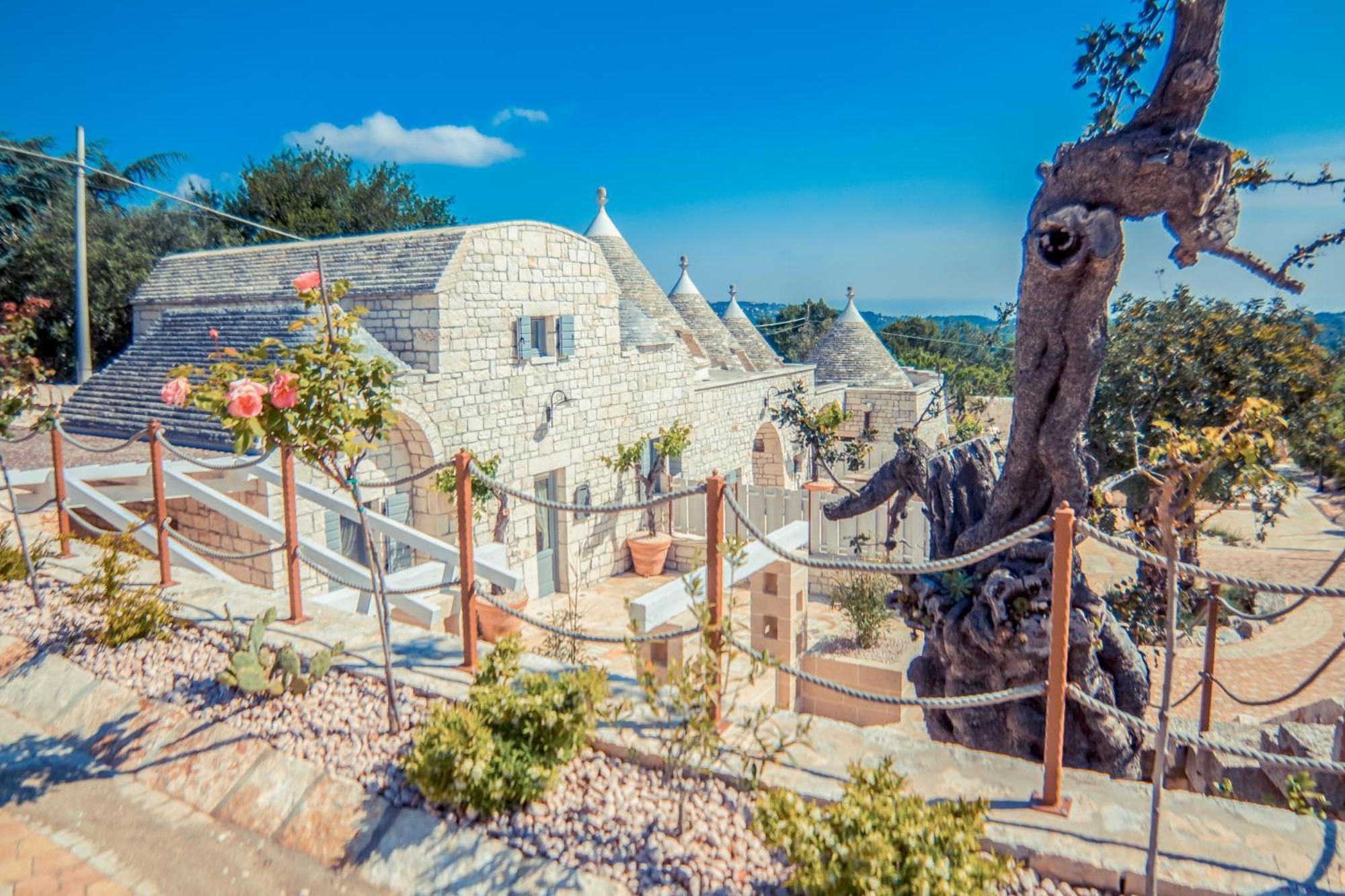 فيلا Navolte Trulli E Quiete Con Piscina لوكوروتوندو المظهر الخارجي الصورة